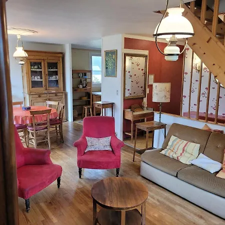 Casa de Férias Maison Calme Avec Jardin Fleuri Vannes