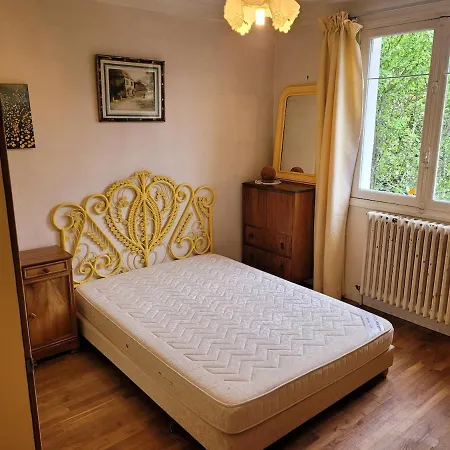 Maison Calme Avec Jardin Fleuri Holiday home Vannes
